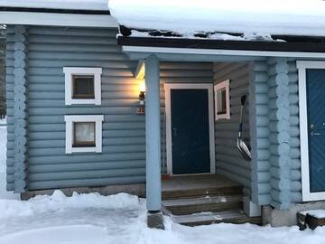 Фото номера Улучшенный коттедж с сауной Дома для отпуска Lost Inn Cabins г. Экясломполо 8
