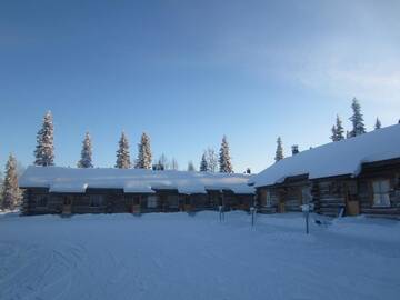 Фото номера Коттедж с 2 спальнями и сауной Дома для отпуска Lost Inn Cabins г. Экясломполо 6