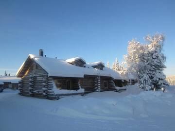 Фото номера Коттедж с 2 спальнями и сауной Дома для отпуска Lost Inn Cabins г. Экясломполо 5