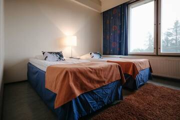 Фото номера Семейный номер с сауной Отель Lapland Hotels Ylläskaltio г. Экясломполо 4